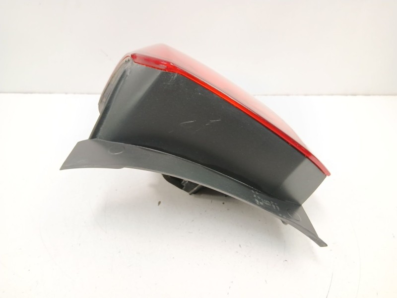 Recambio de piloto trasero derecho para dacia sandero ii (b8_) 1.5 blue dci 95 (b8jl) referencia OEM IAM 265506147R  