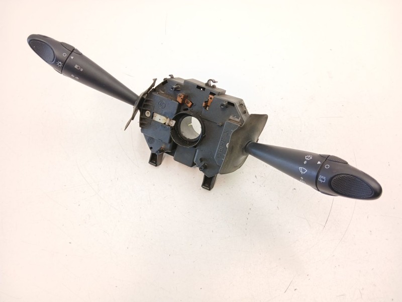 Recambio de mando luces y limpias para fiat bravo i (182_) 1.9 jtd referencia OEM IAM 735251559  