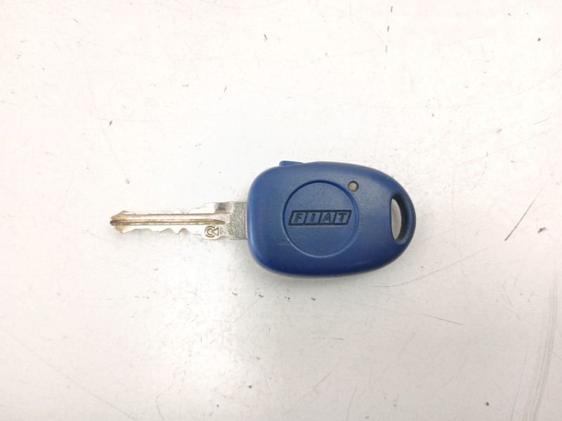 Recambio de conmutador de arranque para fiat bravo i (182_) 1.9 jtd referencia OEM IAM 46751427  