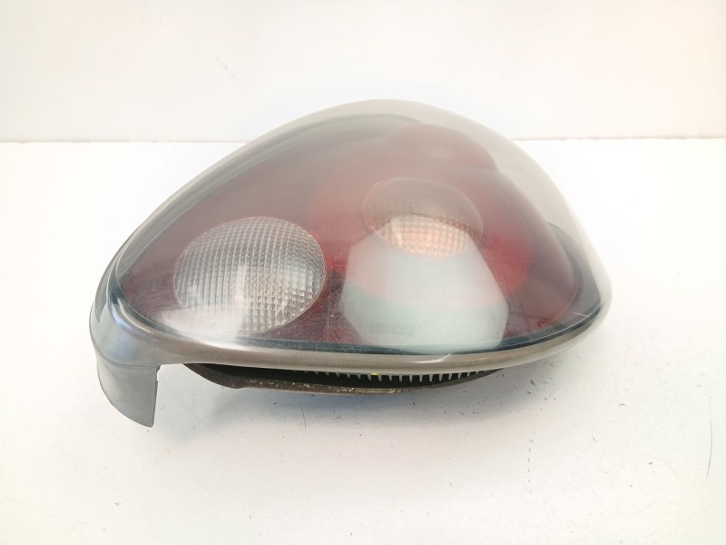 Recambio de piloto trasero derecho para fiat bravo i (182_) 1.9 jtd referencia OEM IAM 46538352  