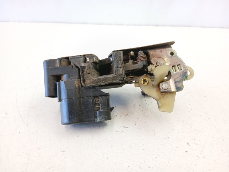 Recambio de cerradura puerta delantera derecha para fiat bravo i (182_) 1.9 jtd referencia OEM IAM 46804233  