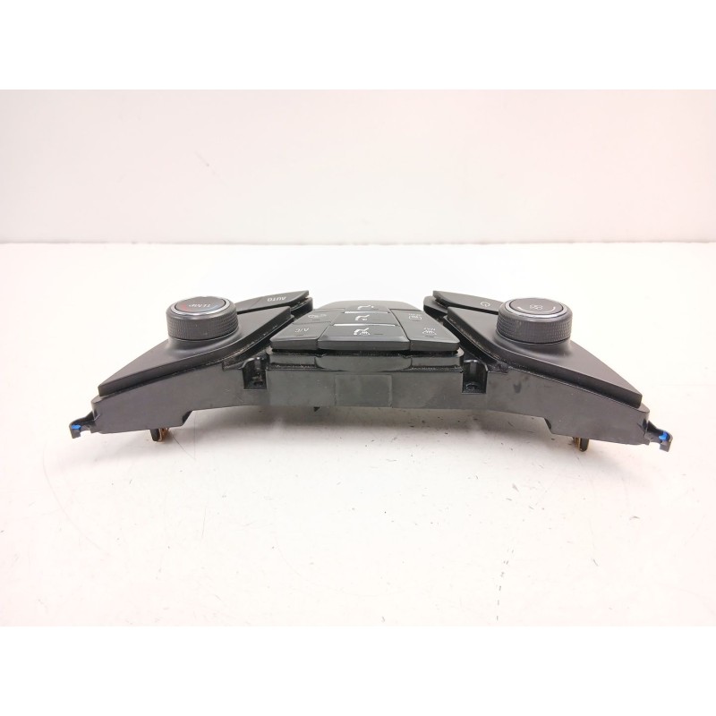 Recambio de mandos calefaccion aire para opel insignia a sedán (g09) 2.0 cdti (69) referencia OEM IAM 26202384  