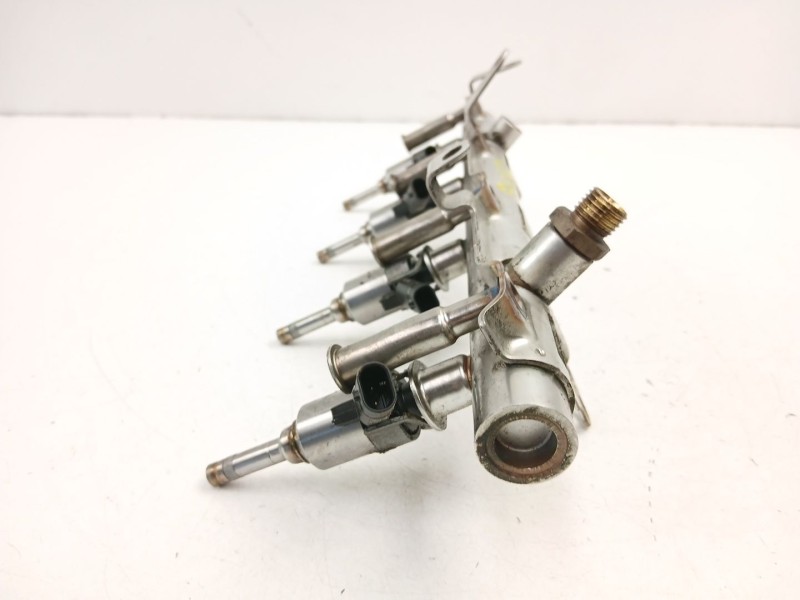 Recambio de inyectores juego para seat exeo st (3r5) 1.8 tsi referencia OEM IAM 06J133036B  