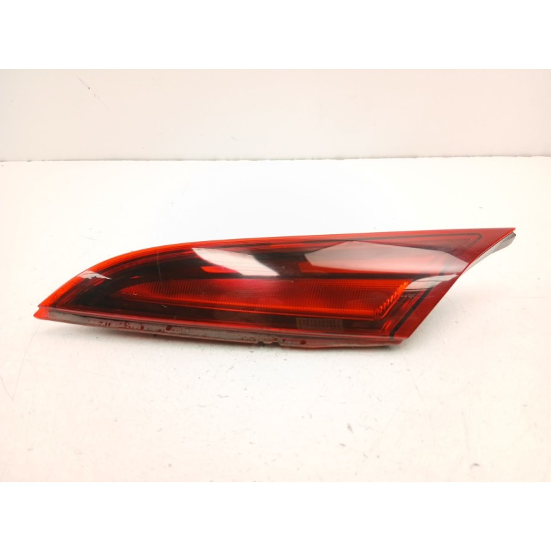 Recambio de piloto porton derecho para opel insignia a sedán (g09) 2.0 cdti (69) referencia OEM IAM 23135916  