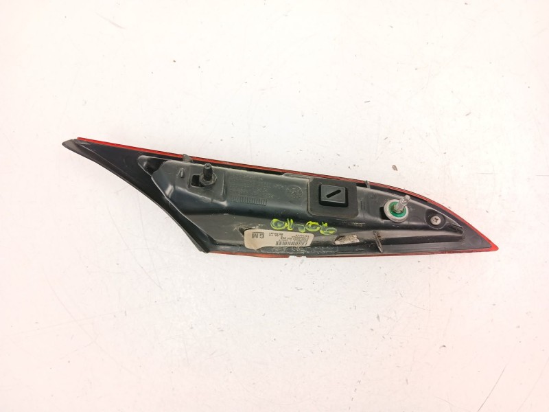 Recambio de piloto porton derecho para opel insignia a sedán (g09) 2.0 cdti (69) referencia OEM IAM 23135916  