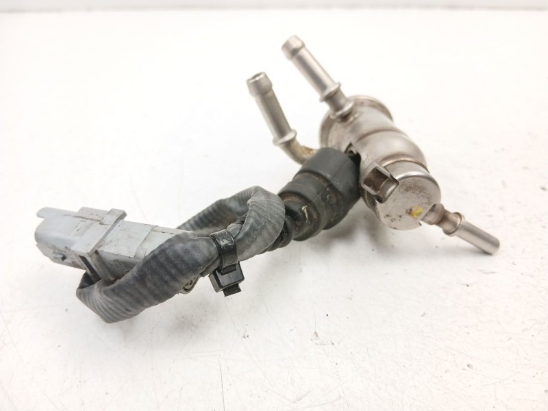 Recambio de inyector adblue para dacia sandero ii (b8_) 1.5 blue dci 95 (b8jl) referencia OEM IAM 208995377R  