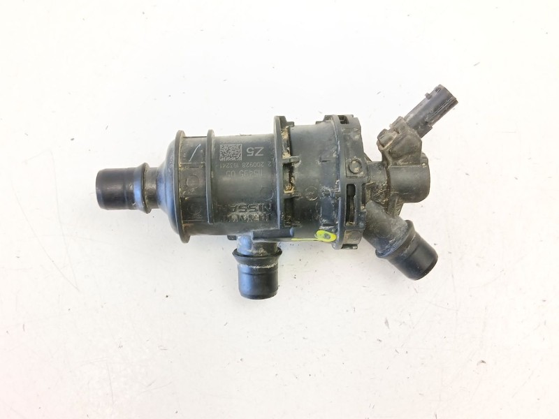 Recambio de caja termostato para dacia sandero ii (b8_) 1.5 blue dci 95 (b8jl) referencia OEM IAM 212002893R  