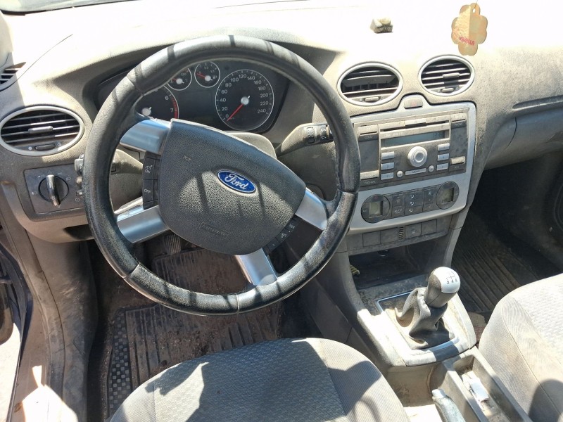 ford focus ii sedán (db_, fch, dh) del año 2005