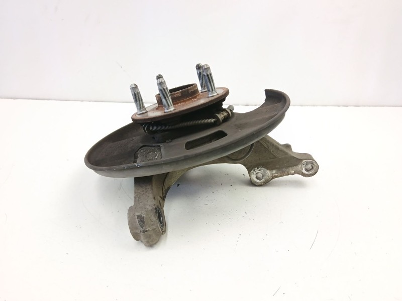 Recambio de mangueta delantera izquierda para opel insignia a sedán (g09) 2.0 cdti (69) referencia OEM IAM 13219080  