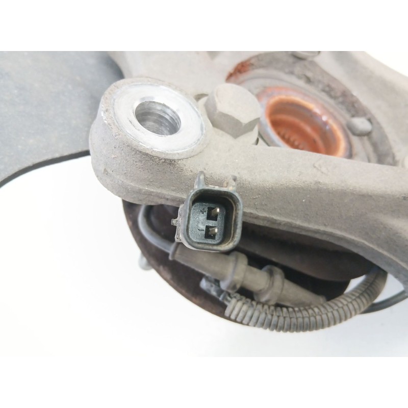 Recambio de mangueta delantera izquierda para opel insignia a sedán (g09) 2.0 cdti (69) referencia OEM IAM 13219080  