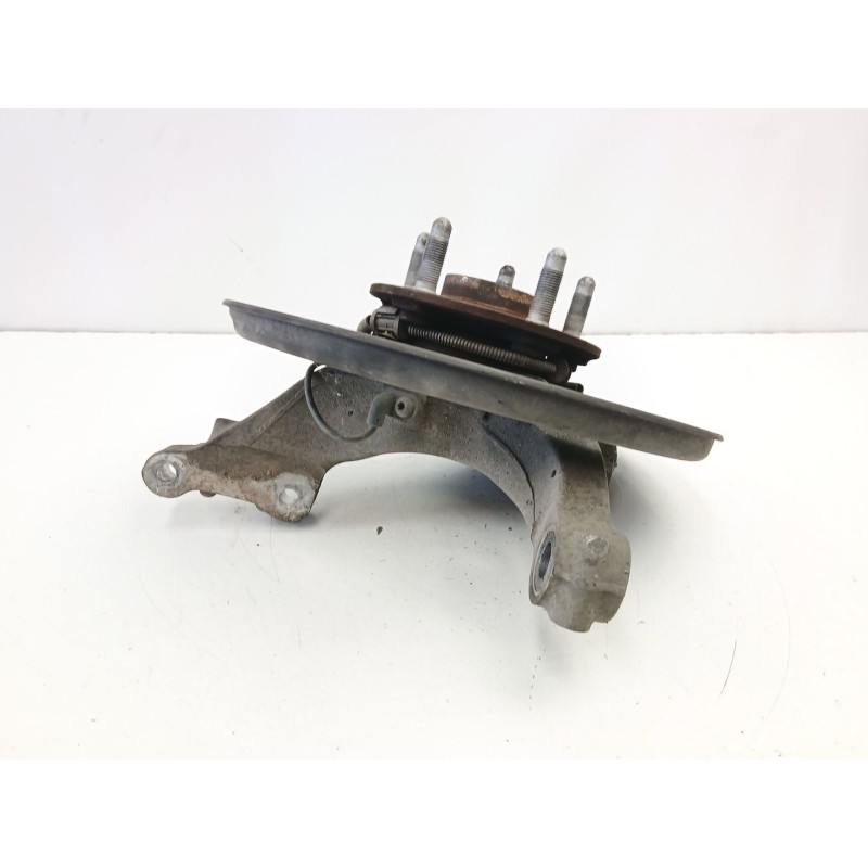 Recambio de mangueta delantera derecha para opel insignia a sedán (g09) 2.0 cdti (69) referencia OEM IAM 13219081  
