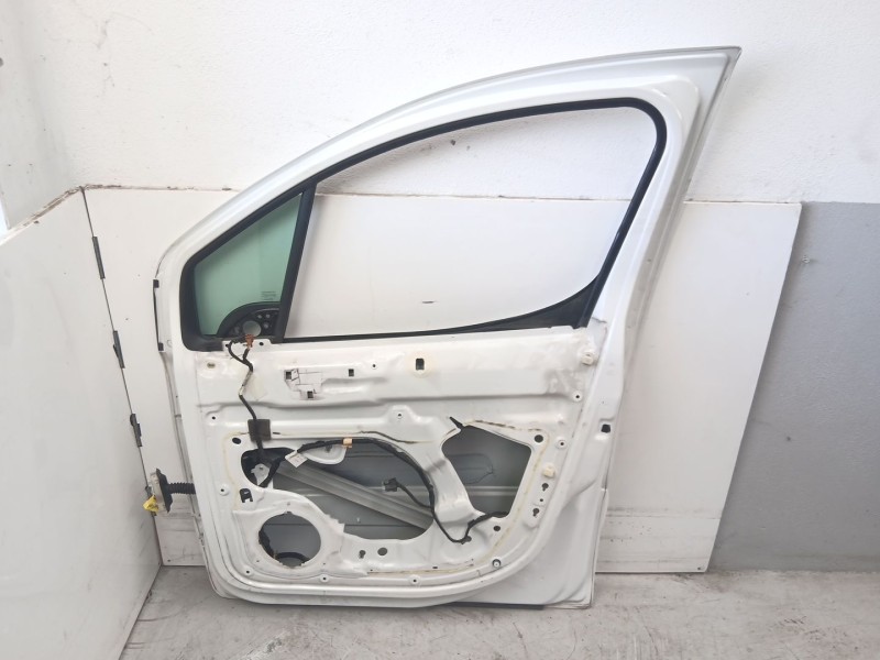 Recambio de puerta delantera derecha para citroën berlingo multispace (b9) 1.6 hdi 90 referencia OEM IAM 9004Z6  