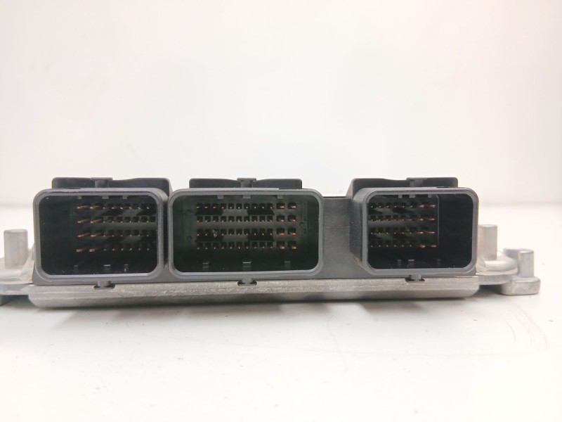 Recambio de centralita para citroën c5 i (dc_) 2.0 hdi (dcrhzb, dcrhze) referencia OEM IAM 9652386080 0281011340 
