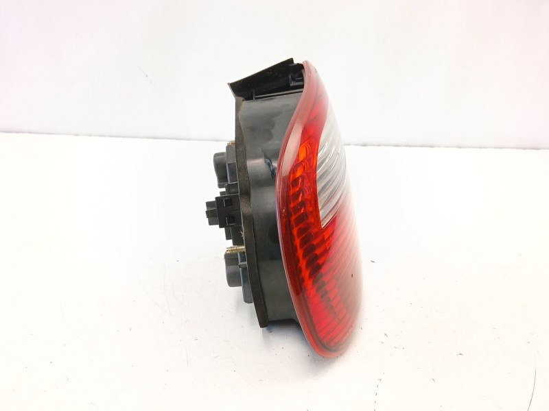 Recambio de piloto trasero izquierdo para seat toledo ii (1m2) 1.9 tdi referencia OEM IAM 1M6945095B  
