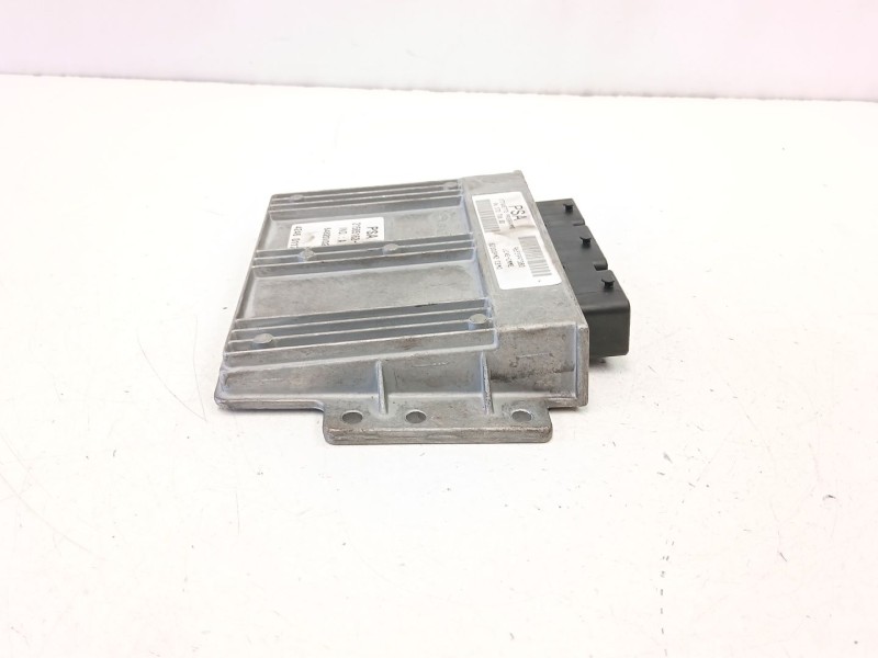 Recambio de centralita para citroën c5 ii (rc_) 1.8 16v (rc6fzb) referencia OEM IAM 9657070680  9655997380