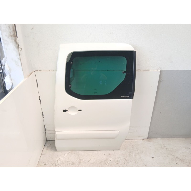 Recambio de puerta trasera izquierda para citroën berlingo multispace (b9) 1.6 hdi 90 referencia OEM IAM 9831169780  