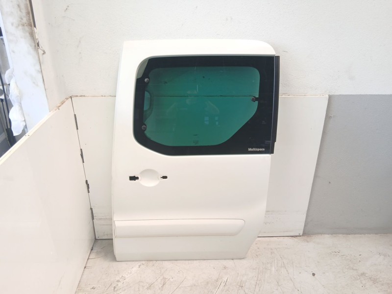 Recambio de puerta trasera izquierda para citroën berlingo multispace (b9) 1.6 hdi 90 referencia OEM IAM 9831169780  