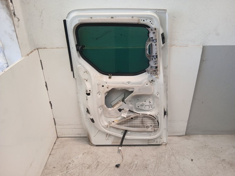 Recambio de puerta trasera izquierda para citroën berlingo multispace (b9) 1.6 hdi 90 referencia OEM IAM 9831169780  