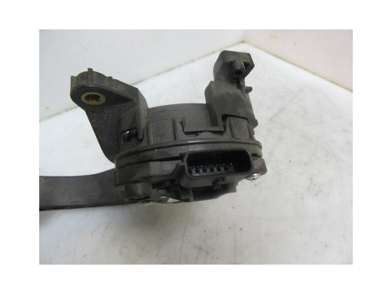 Recambio de potenciómetro aceleración : renault clio : 1.5 dci [2015] para renault clio 1.5 dci referencia OEM IAM 180029347R--A