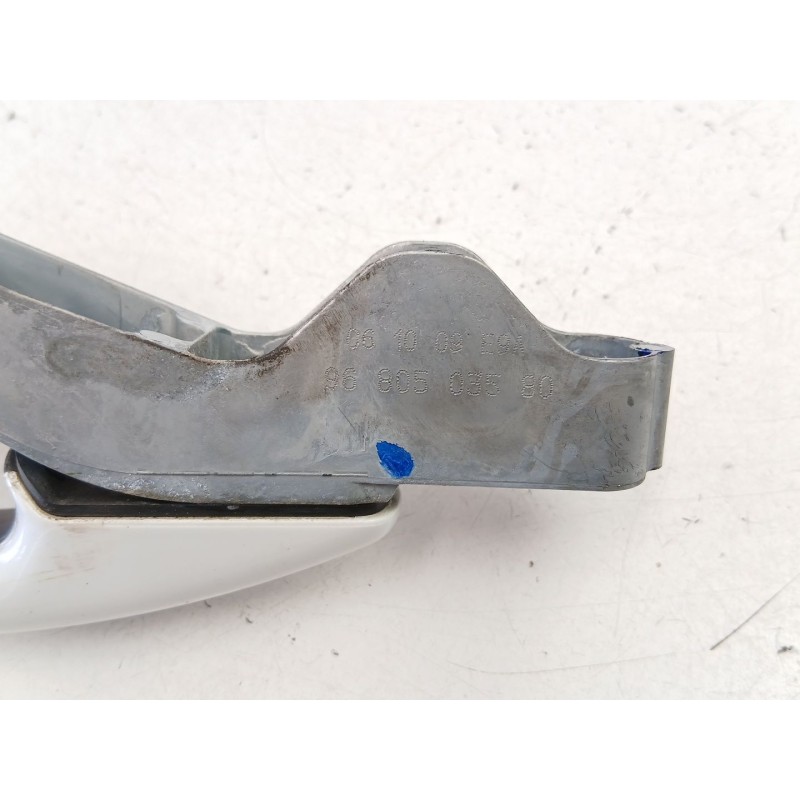 Recambio de manilla trasera derecha para citroën berlingo multispace (b9) 1.6 hdi 90 referencia OEM IAM 9680503580  