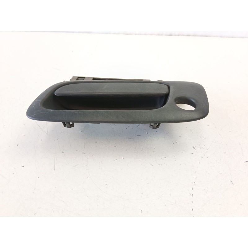 Recambio de manilla delantera izquierda para opel zafira a monospace (t98) 2.0 di 16v (f75) referencia OEM IAM 9227371  