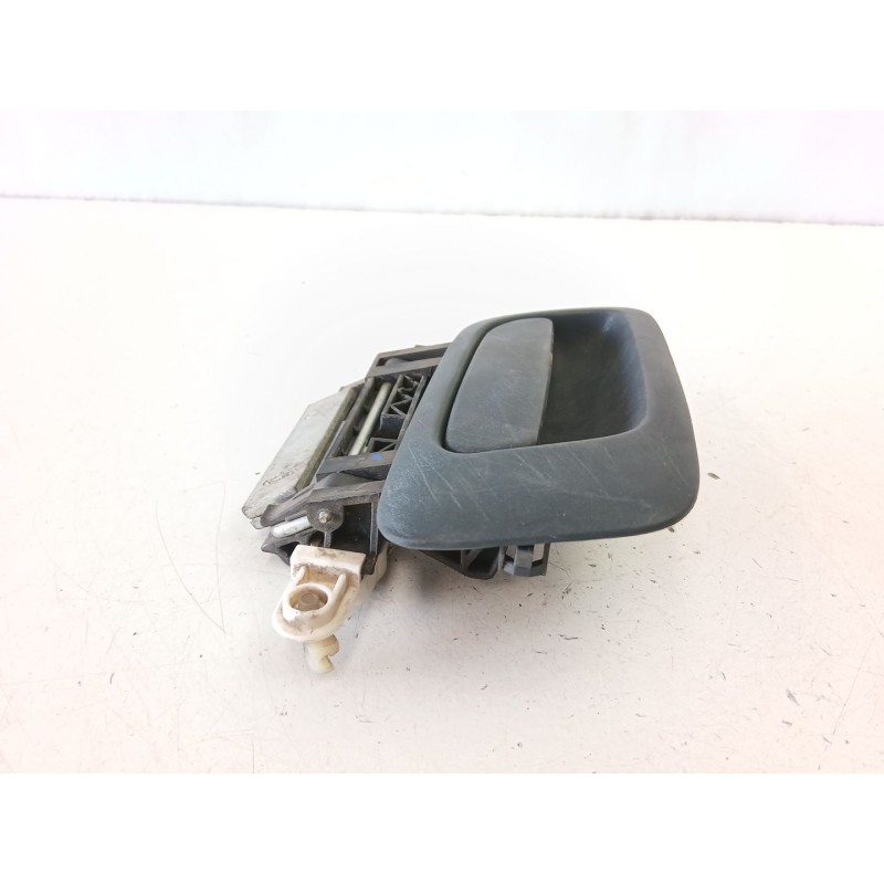 Recambio de manilla delantera derecha para opel zafira a monospace (t98) 2.0 di 16v (f75) referencia OEM IAM 9227374  
