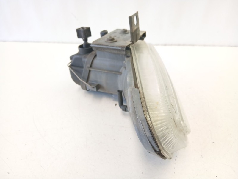 Recambio de antiniebla derecho para peugeot 406 (8b) 2.0 16v referencia OEM IAM 6205N3  