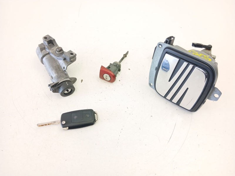 Recambio de conmutador de arranque para seat ibiza iii (6l1) 1.4 16v referencia OEM IAM 4B0905851C  