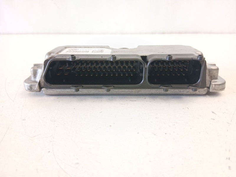 Recambio de centralita para seat ibiza iii (6l1) 1.4 16v referencia OEM IAM 03C906024H  