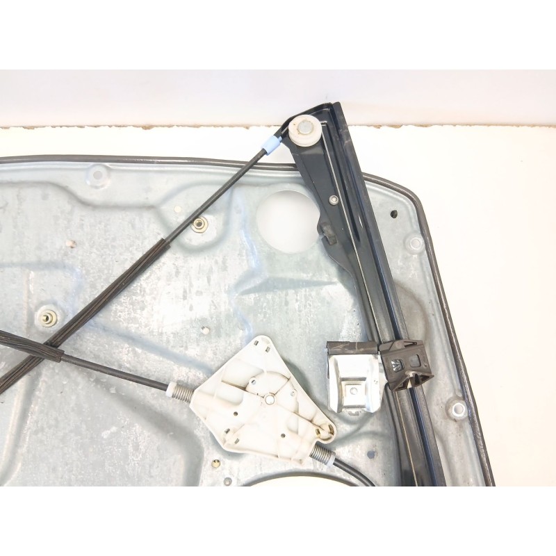Recambio de elevalunas delantero derecho para seat ibiza iii (6l1) 1.4 16v referencia OEM IAM 6L3837752CR 6L3837756S 6L2959801