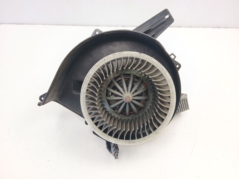 Recambio de motor calefaccion para seat ibiza iii (6l1) 1.4 16v referencia OEM IAM 6Q1820015G  