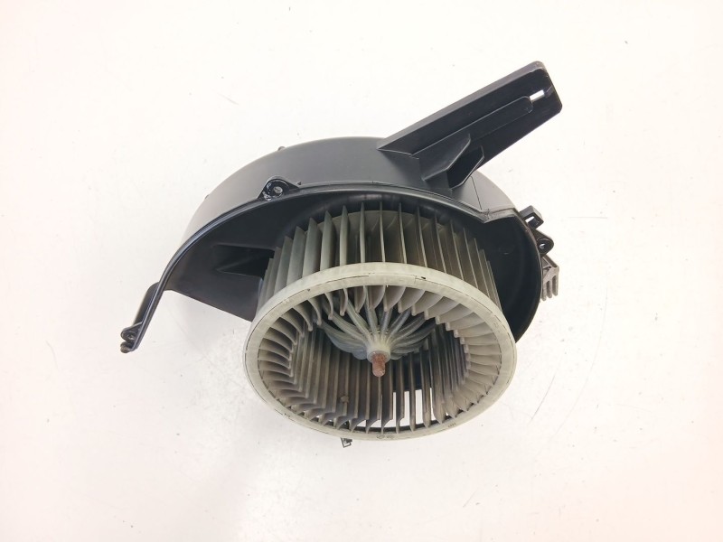 Recambio de motor calefaccion para seat ibiza iii (6l1) 1.4 16v referencia OEM IAM 6Q1820015G  