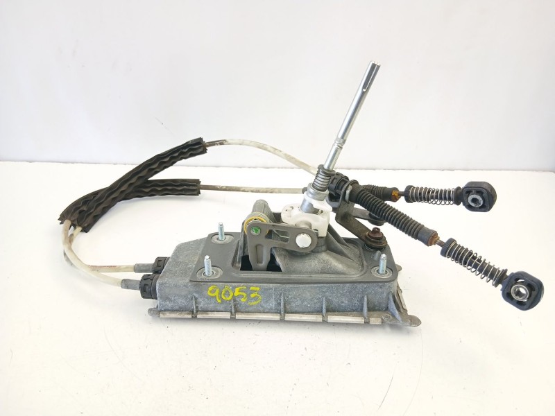 Recambio de palanca cambio manual para seat ibiza iii (6l1) 1.4 16v referencia OEM IAM 6Q0711049CA  