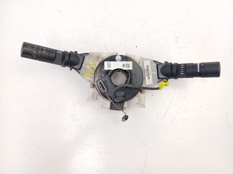 Recambio de mando luces y limpias para nissan navara np300 (d40) 2.5 dci 4wd referencia OEM IAM 25540EB305 25260EA001 25560EB305