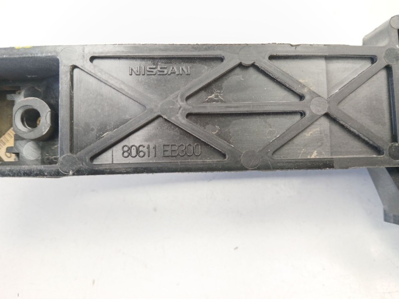 Recambio de manilla trasera izquierda para nissan navara np300 (d40) 2.5 dci 4wd referencia OEM IAM 80611EB300  