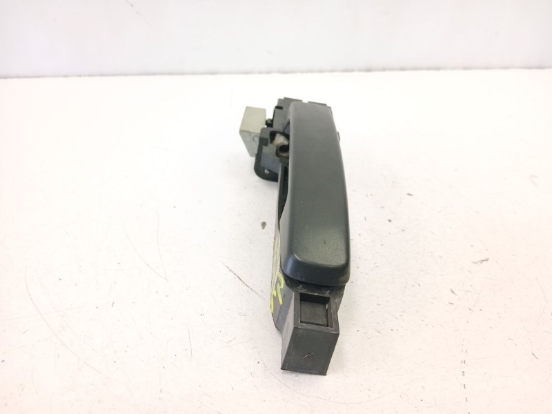 Recambio de manilla delantera izquierda para nissan navara np300 (d40) 2.5 dci 4wd referencia OEM IAM 80611EB300  