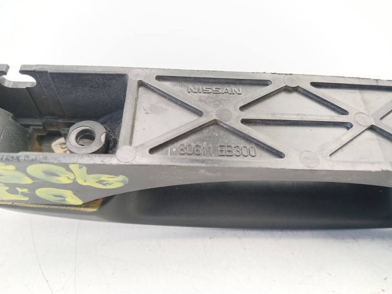 Recambio de manilla delantera izquierda para nissan navara np300 (d40) 2.5 dci 4wd referencia OEM IAM 80611EB300  