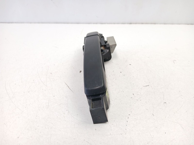 Recambio de manilla delantera derecha para nissan navara np300 (d40) 2.5 dci 4wd referencia OEM IAM 80610EB300  