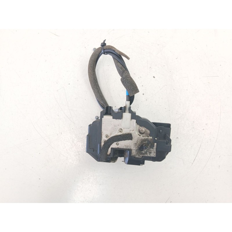 Recambio de cerradura puerta trasera izquierda para nissan navara np300 (d40) 2.5 dci 4wd referencia OEM IAM 82501EB305  