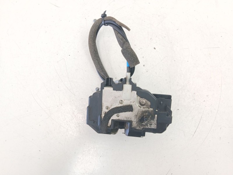 Recambio de cerradura puerta trasera izquierda para nissan navara np300 (d40) 2.5 dci 4wd referencia OEM IAM 82501EB305  