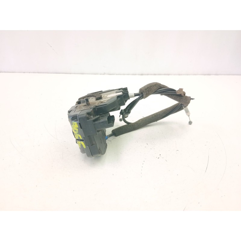 Recambio de cerradura puerta trasera izquierda para nissan navara np300 (d40) 2.5 dci 4wd referencia OEM IAM 82501EB305  