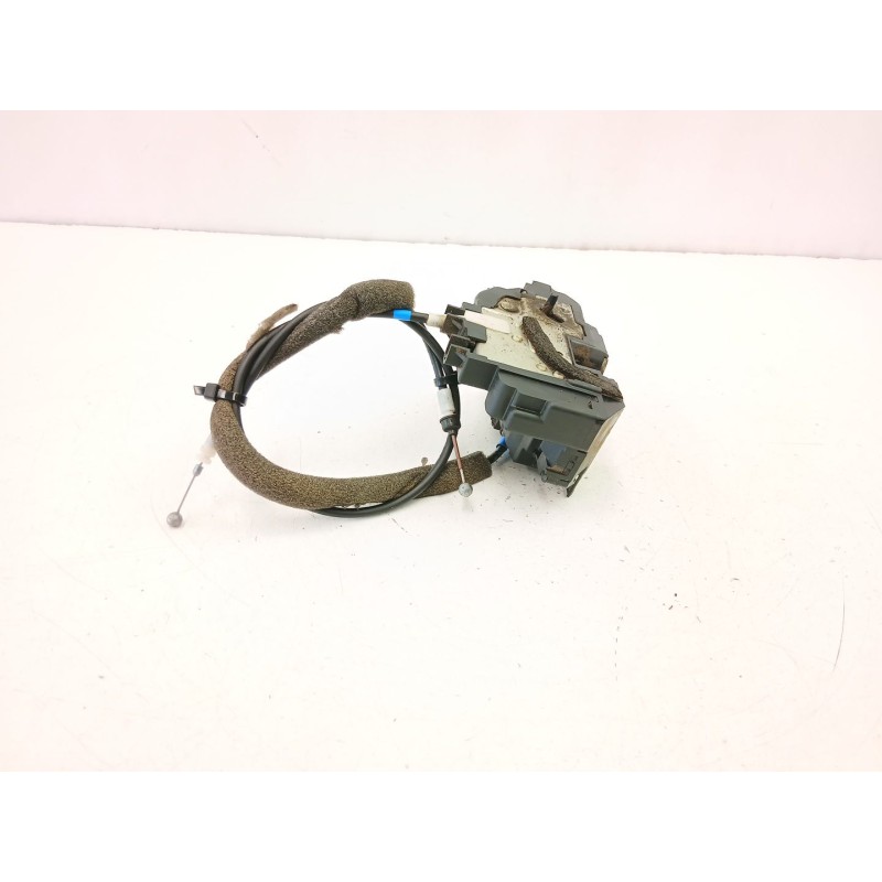 Recambio de cerradura puerta trasera izquierda para nissan navara np300 (d40) 2.5 dci 4wd referencia OEM IAM 82501EB305  