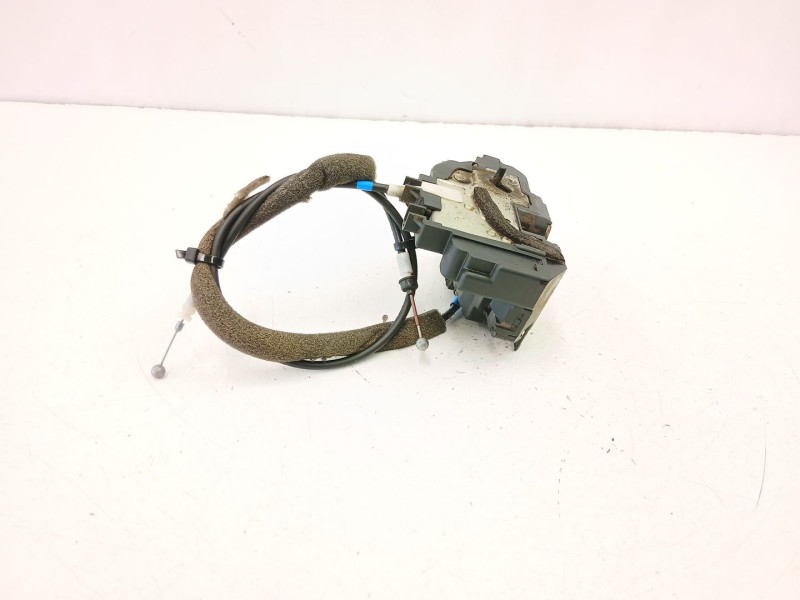Recambio de cerradura puerta trasera izquierda para nissan navara np300 (d40) 2.5 dci 4wd referencia OEM IAM 82501EB305  