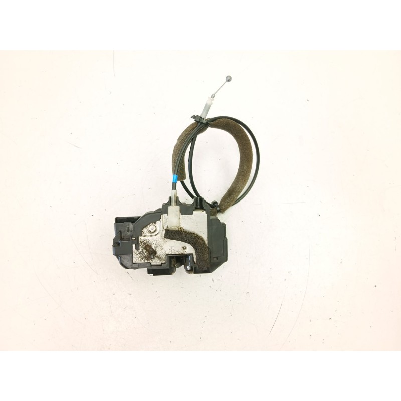 Recambio de cerradura puerta trasera derecha para nissan navara np300 (d40) 2.5 dci 4wd referencia OEM IAM 82500EB305  