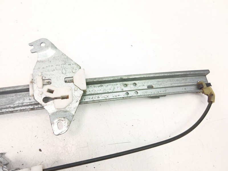 Recambio de elevalunas trasero izquierdo para nissan navara np300 (d40) 2.5 dci 4wd referencia OEM IAM 82701EB315  