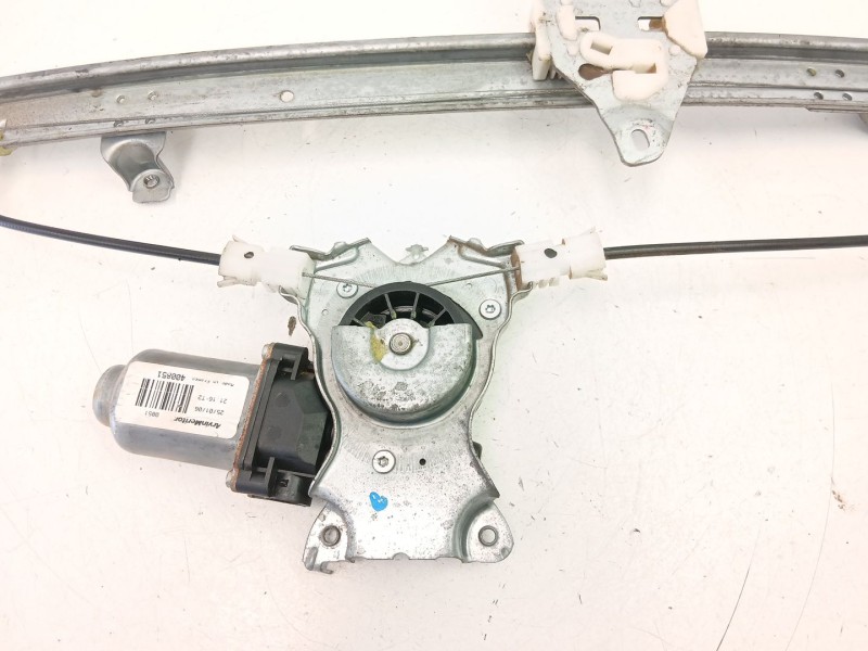 Recambio de elevalunas trasero izquierdo para nissan navara np300 (d40) 2.5 dci 4wd referencia OEM IAM 82701EB315  