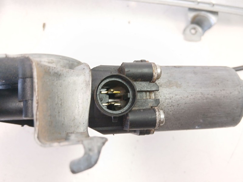Recambio de elevalunas trasero derecho para nissan navara np300 (d40) 2.5 dci 4wd referencia OEM IAM 82700EB315  