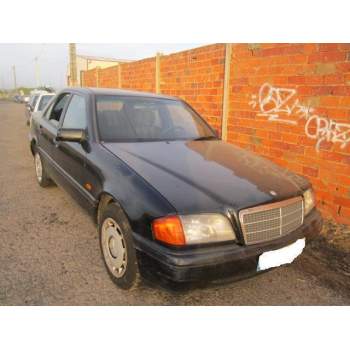 MERCEDES-BENZ C220