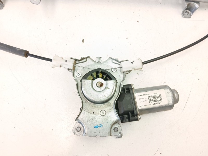 Recambio de elevalunas delantero derecho para nissan navara np300 (d40) 2.5 dci 4wd referencia OEM IAM 80700EB305  
