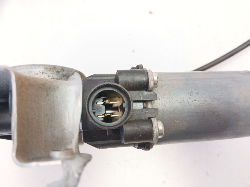 Recambio de elevalunas delantero derecho para nissan navara np300 (d40) 2.5 dci 4wd referencia OEM IAM 80700EB305  